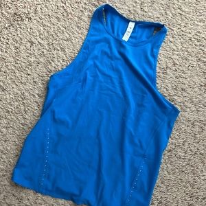 Lululemon Lightweight Stretch Running Tank Top
Airflow Size 4